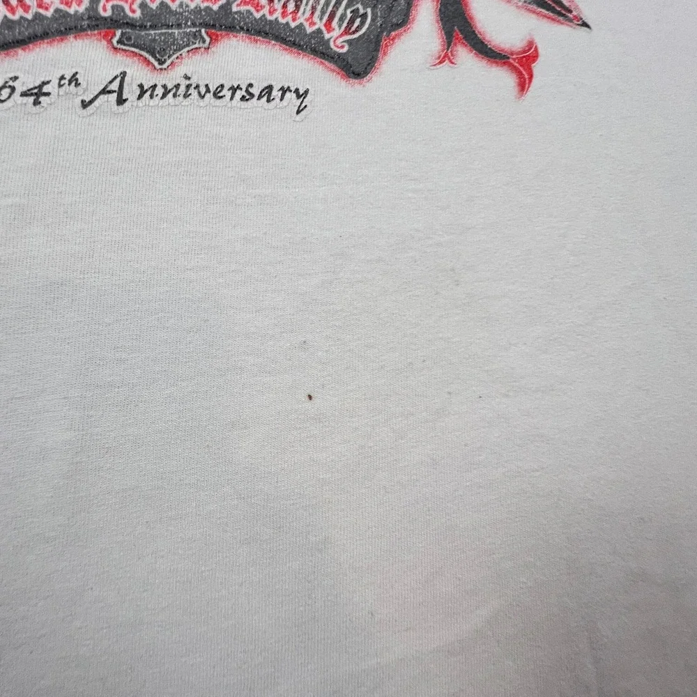 Sturgis T-Shirt Mens 2XL White 2004 Black Hills Rally 64th Anniversary Biker Tee